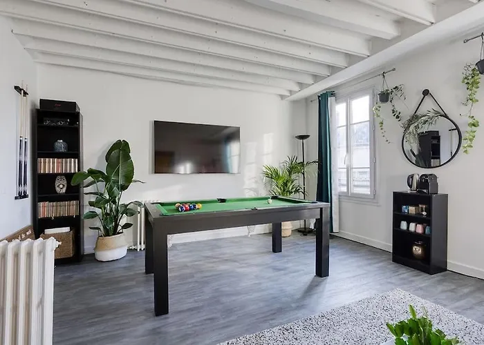 Nice Flat With Billard And View