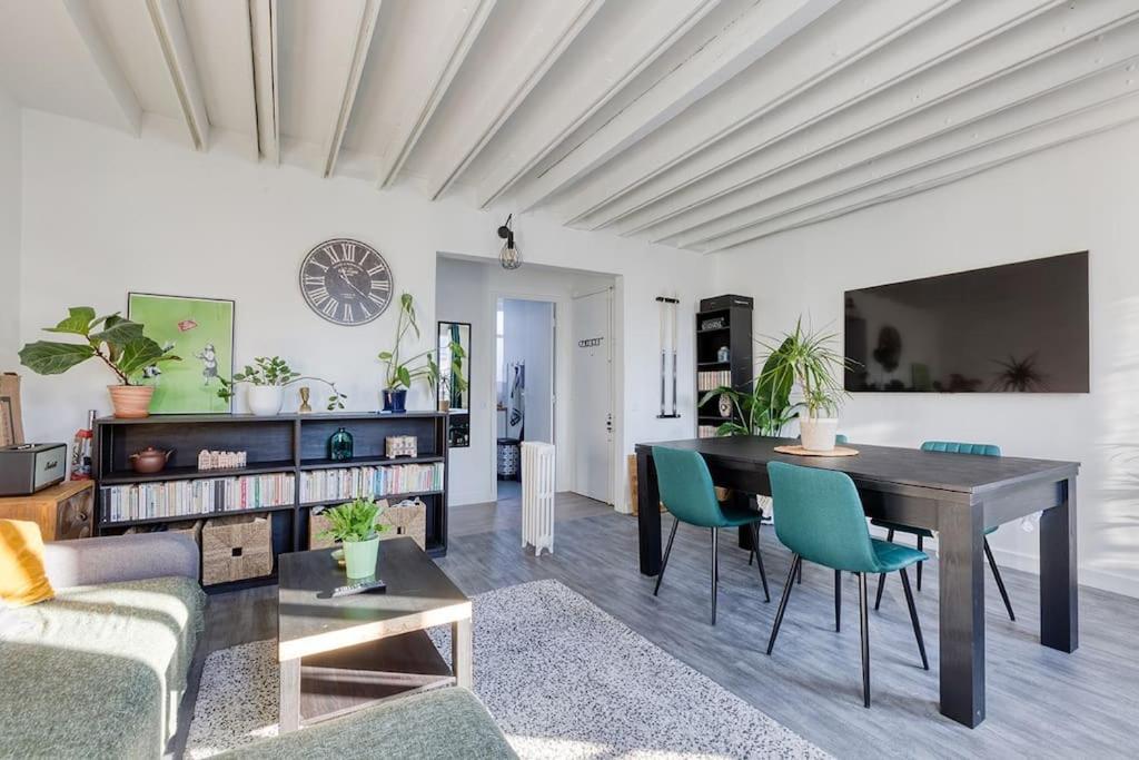 Flat With Billard And View Appartement *